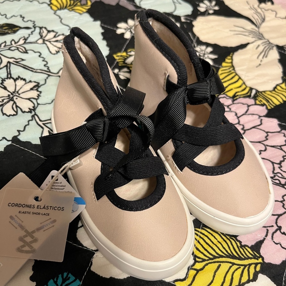 NWT Zara size 5 toddler ballet shoes with elastic slip on straps